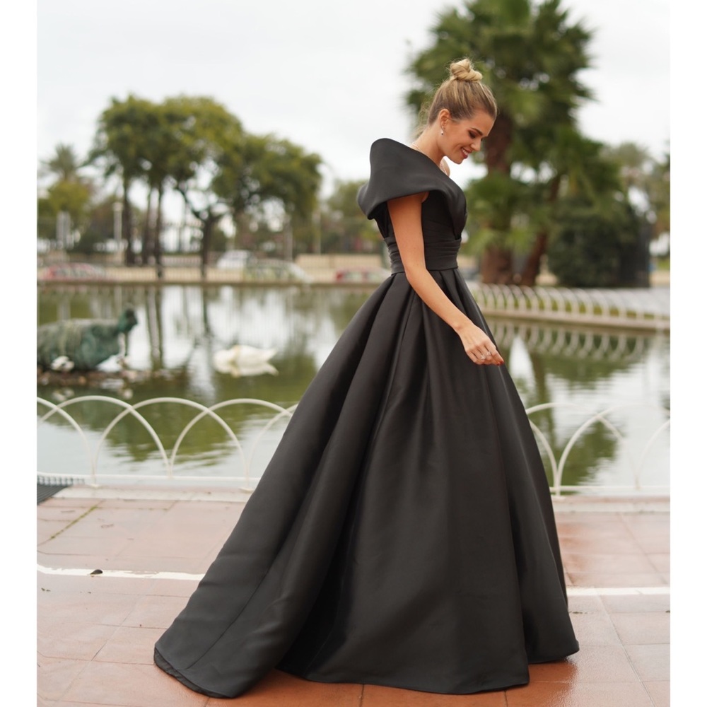 Pronovias TOURMALINE The Black Wedding Gown Turmaline Spanish BRIDAL